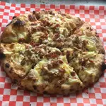 Gooroo's Wood Fire Pizza logo