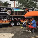 Felice Wood Fired Pizza logo
