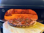 Nino's Pizza logo
