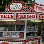 Carnival Eats & Treats logo