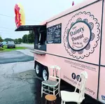 The Dainty Donut Factory logo