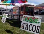 T&T Authentic Mexican logo