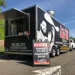 Dave’s Mobile Planet Pizza logo