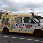 Dots Ice Cream logo