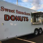 Sweet Smuckers Doughnuts logo