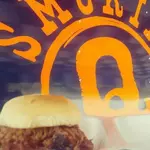 Smokin' Q logo