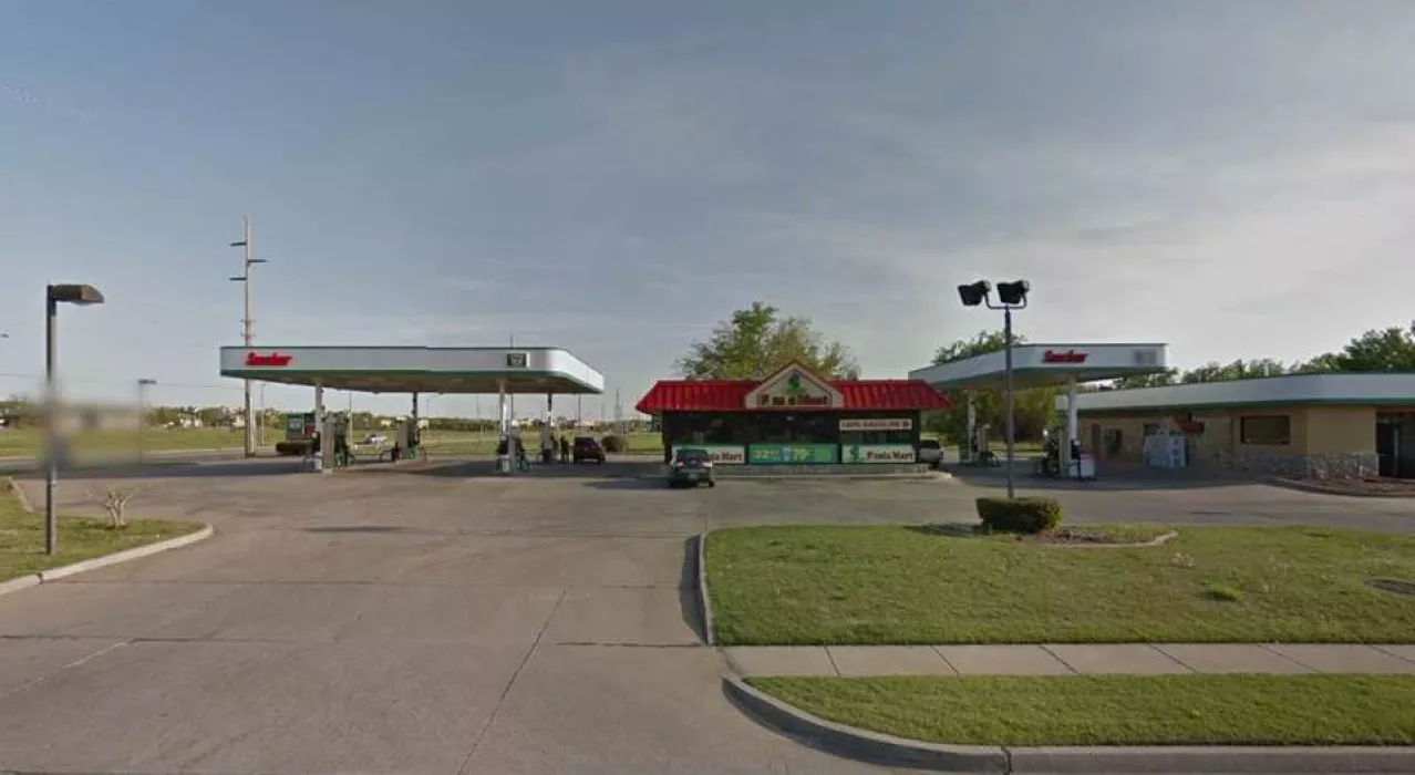 Our "usual" location @ 91st &amp; Delaware - Fiesta Mart